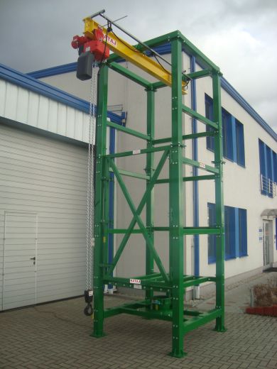 ABS, PE, PP, PA, PET film, PVC granulates, polystyrene, conveyor, spiral conveyor, worm conveyor, belt conveyor, worm conveyor, worm, spiral, Stanislav Rataj, Rataj Inc., big-bag station, big-bag, weighing material, weight, big-bag filling station, big-bag emptying station